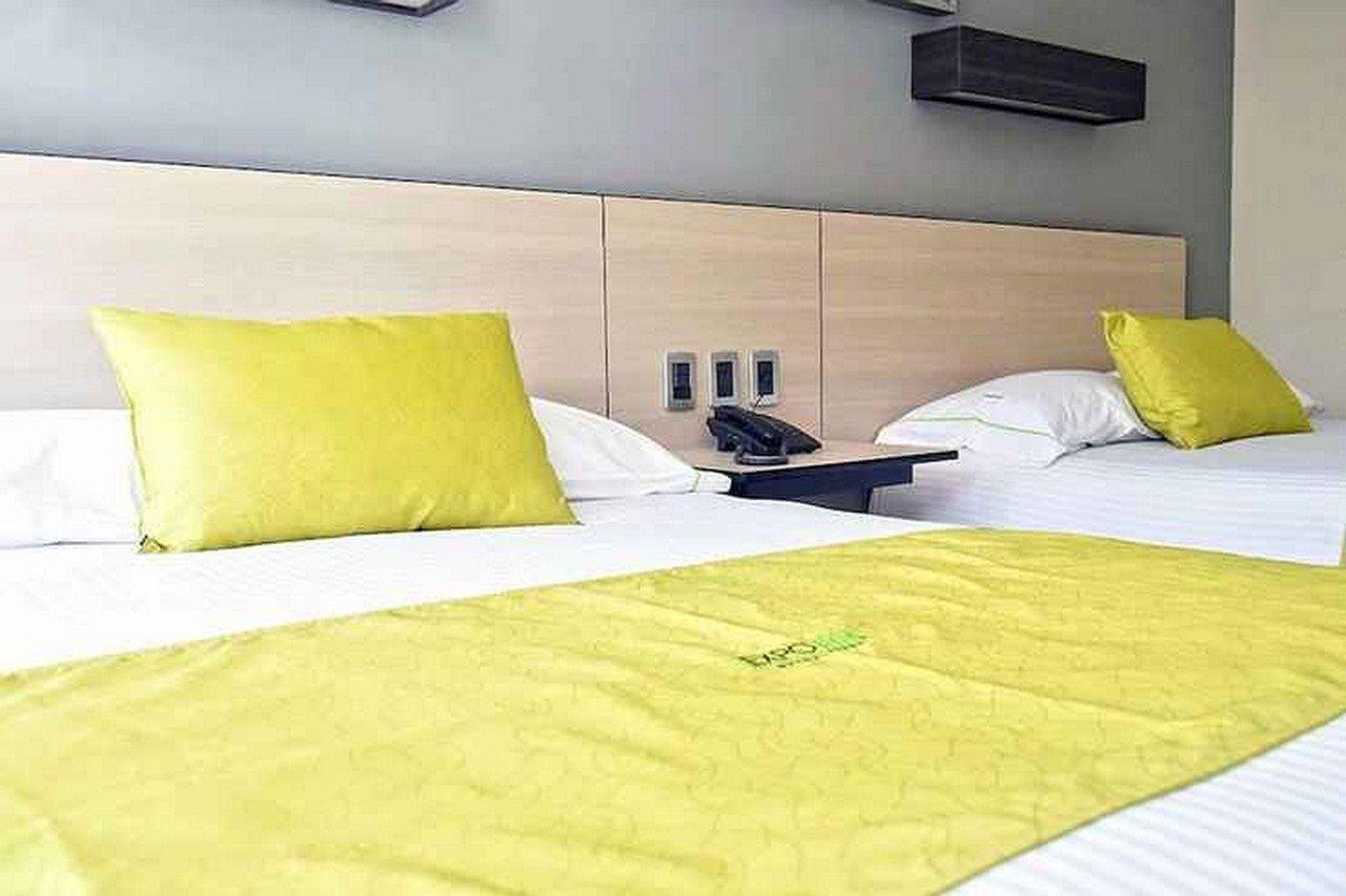 Hotel Lemon Green -Zona Expo Frente Al Centro De Convenciones กัวดาลาฮารา ภายนอก รูปภาพ