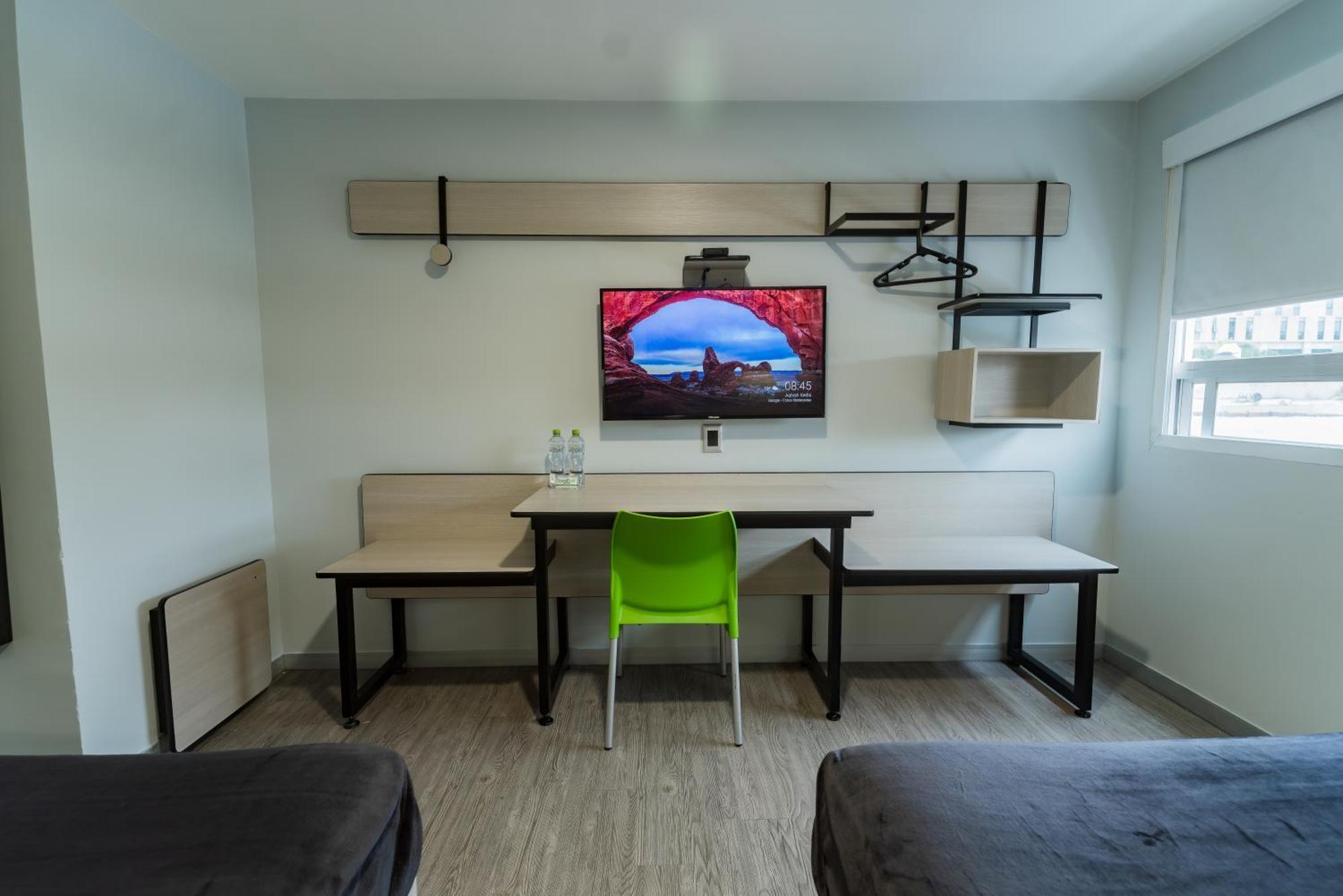 Hotel Lemon Green -Zona Expo Frente Al Centro De Convenciones กัวดาลาฮารา ภายนอก รูปภาพ