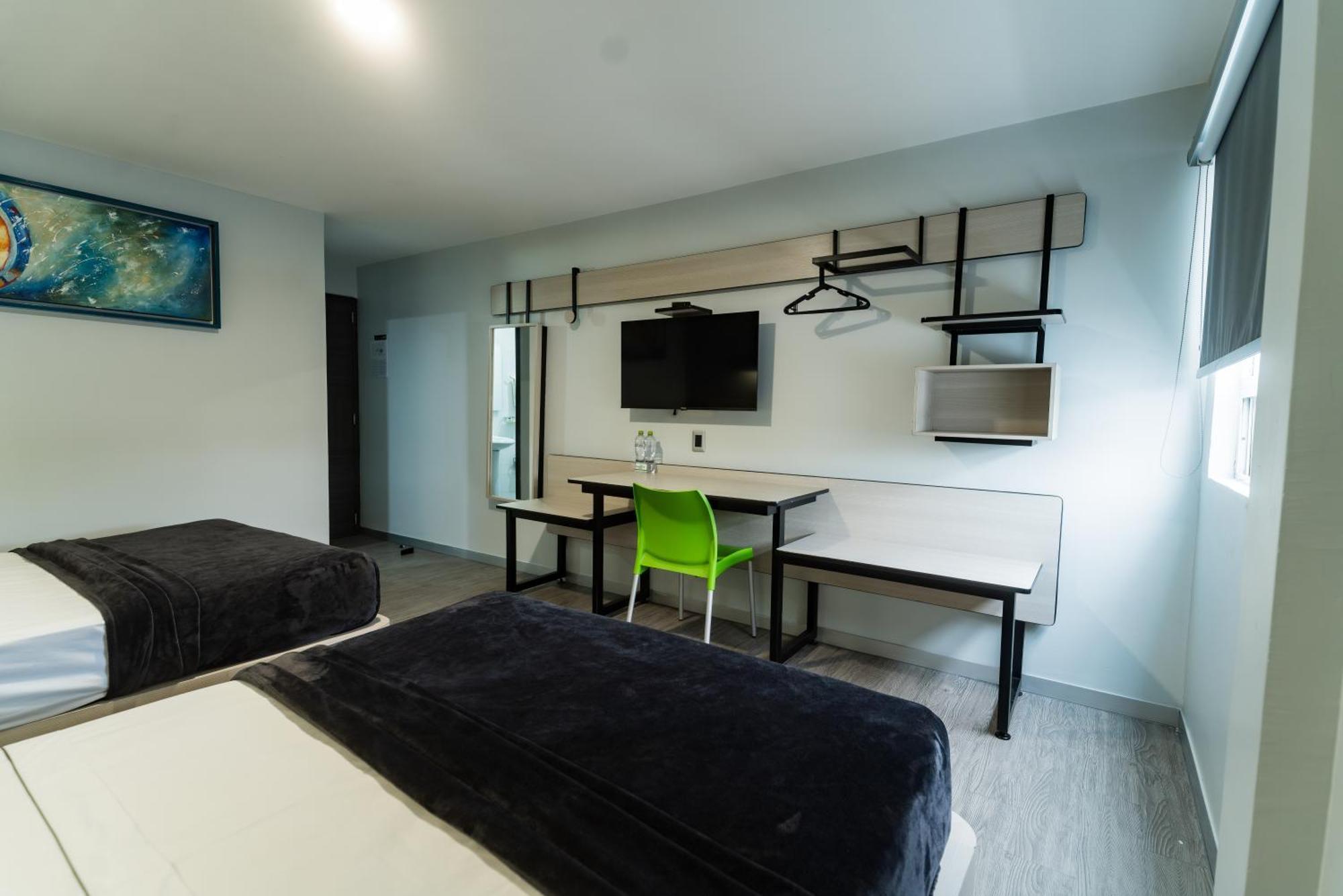 Hotel Lemon Green -Zona Expo Frente Al Centro De Convenciones กัวดาลาฮารา ภายนอก รูปภาพ