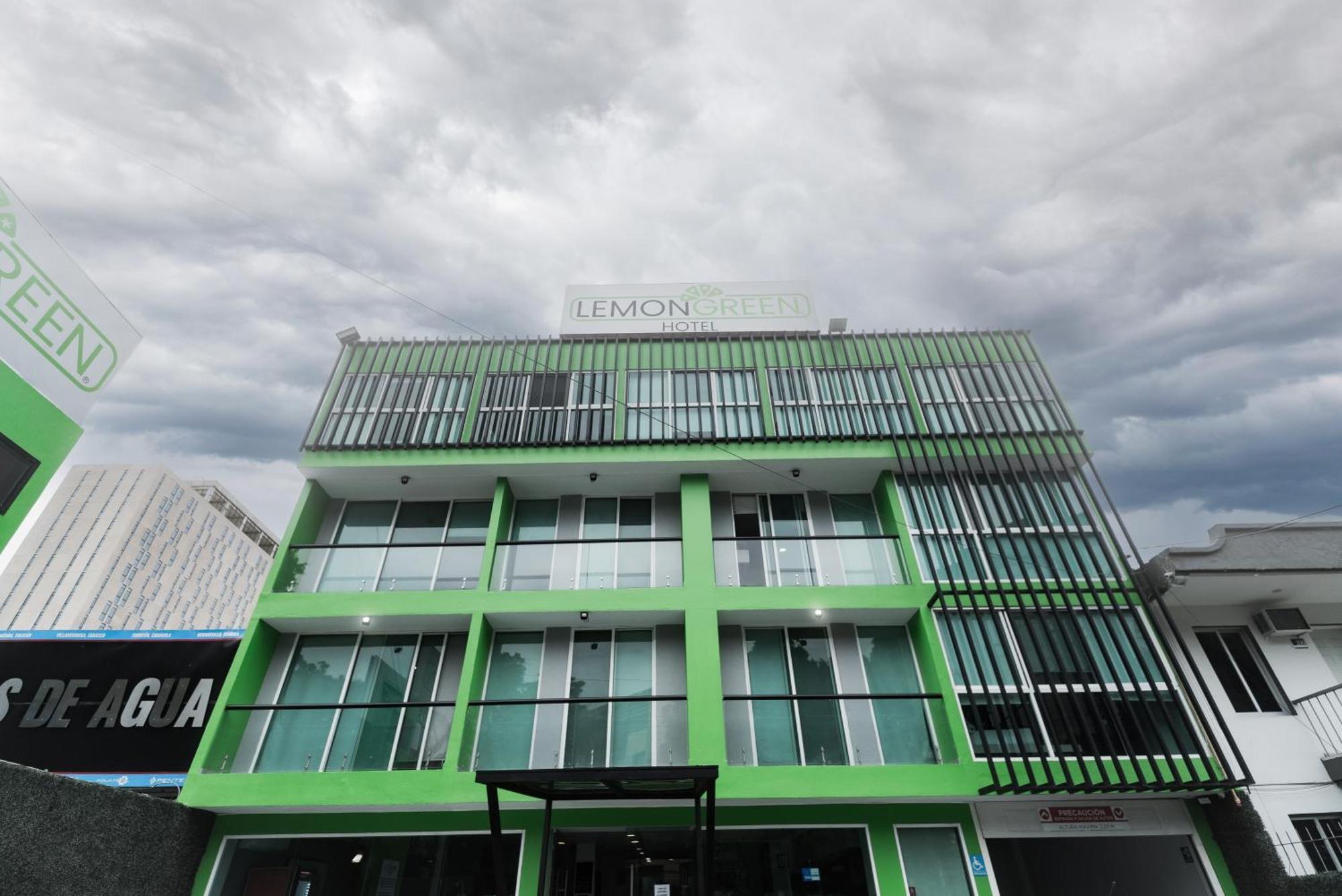 Hotel Lemon Green -Zona Expo Frente Al Centro De Convenciones กัวดาลาฮารา ภายนอก รูปภาพ